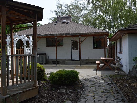 4th image of 916 S 23rd Ave