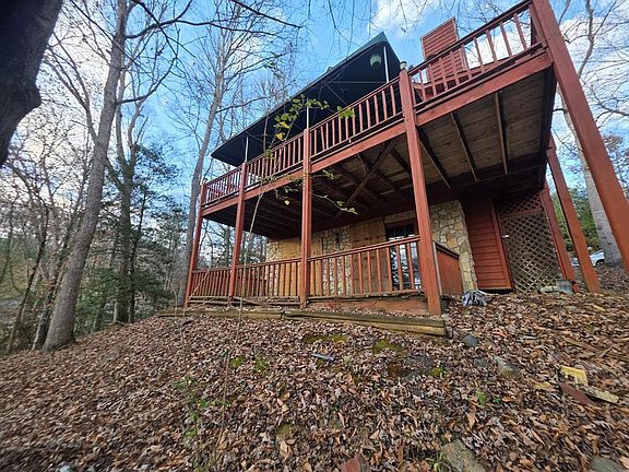 5th image of 205 Posey Pl