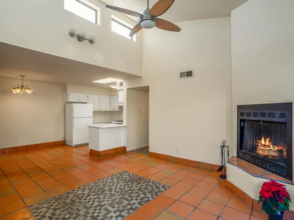 2890 Clark Ct, Santa Fe, NM 87507