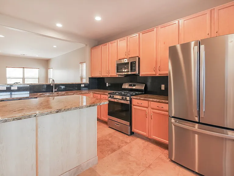 3670 S Western Way — Photo 9