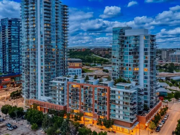 560 S 6th Ave SE #410, Calgary, AB T2G 1K7