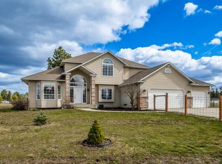 1029 W Crestview Rd, Spokane, WA 99224