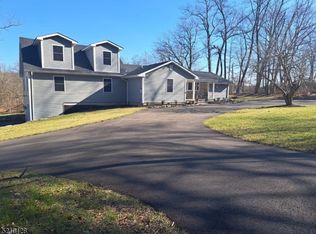 78 Millbrook Rd, Hardwick, NJ 07825