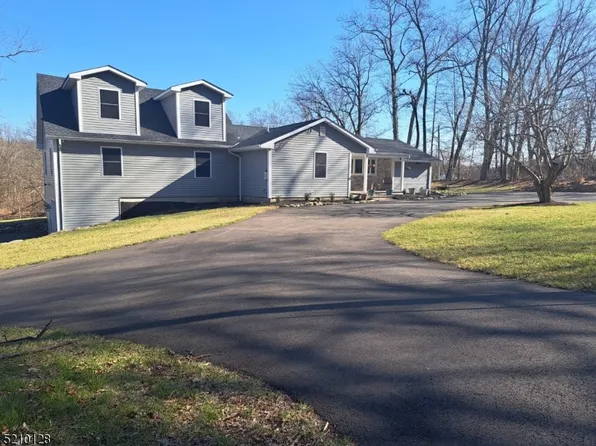 78 Millbrook Rd, Hardwick Twp., NJ 07825