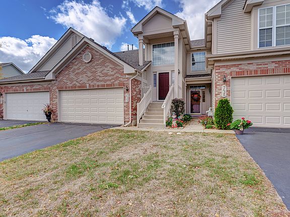 2nd image of 733 Stuarts Dr