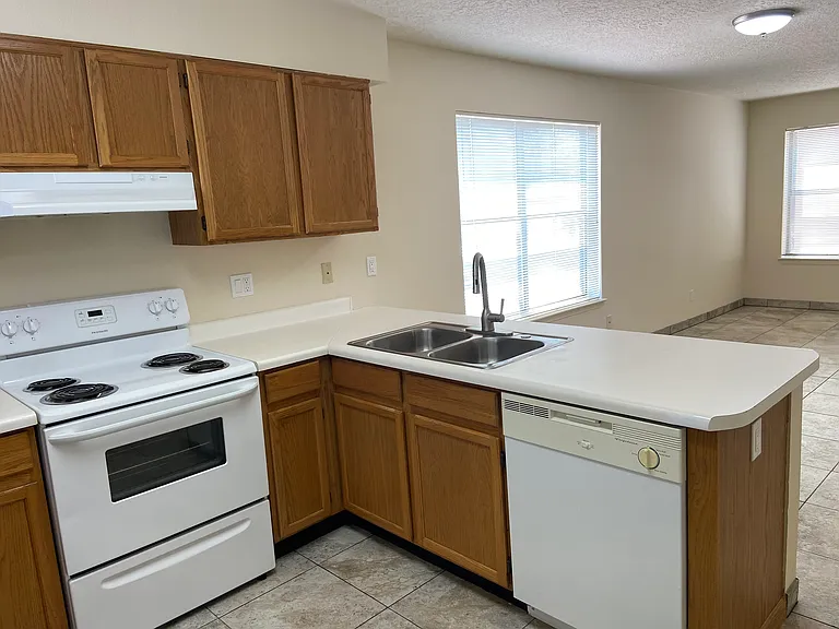 4312 Calle Andrew #D — Photo 5