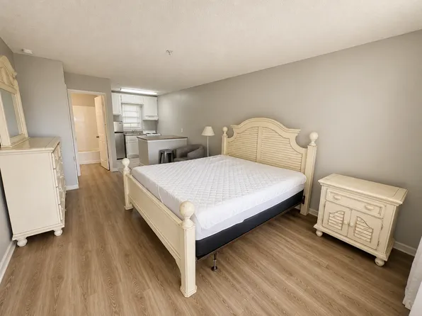 115 Shell Ave #12, Fort Walton Beach, FL 32548