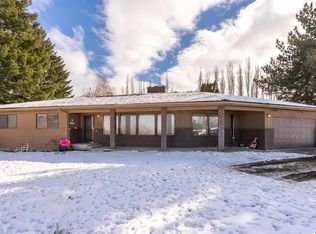 1124 Columbia Ave, Sunnyside, WA 98944