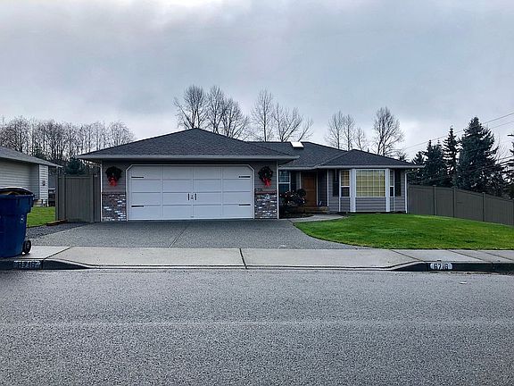 2nd image of 6716 61st Pl NE