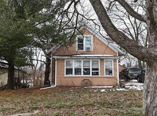 814 2nd St, Nevada, IA 50201