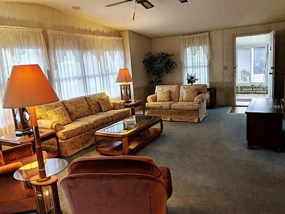 4th image of 3121 Hickory Dr