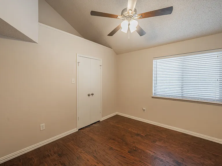 6402 Valleybrooke Ct — Photo 27