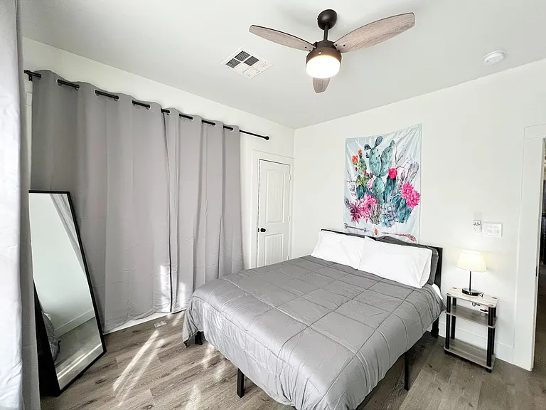 Bedroom #1