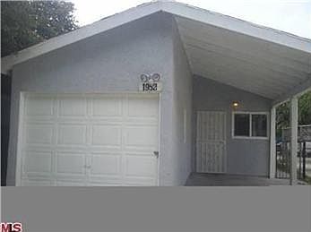 2nd image of 1952 E 112th St