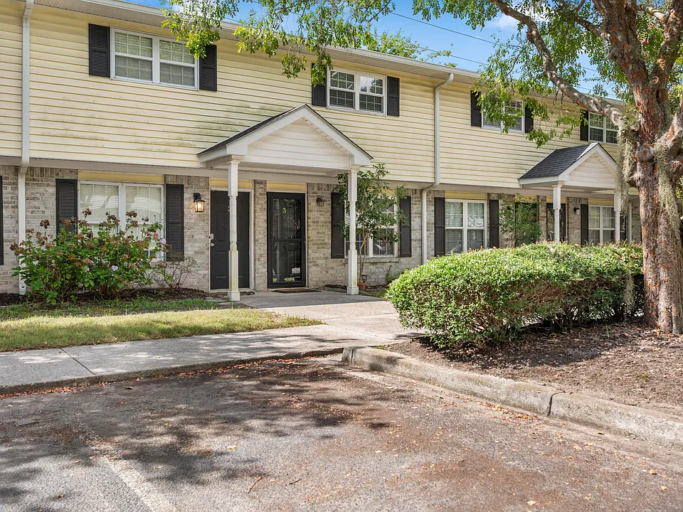 507 Stinson Dr #3B