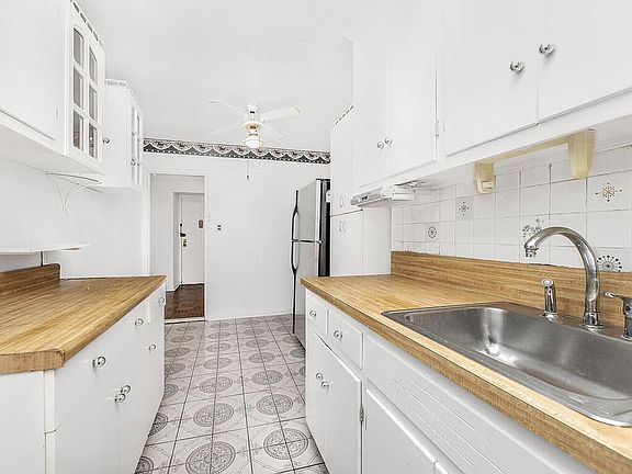 4th image of 1480 Thieriot Ave APT 1D