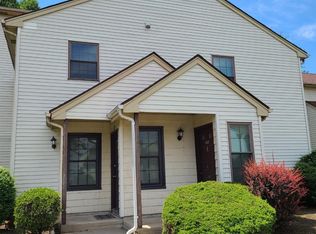 1407 Woodbridge Comns Way, Iselin, NJ 08830