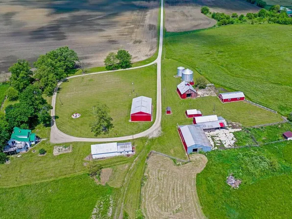 6142 State Route 56 SE, London, OH 43140