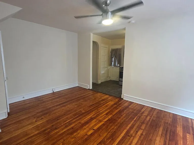 2439 Madison St — Photo 5