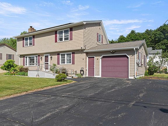 2nd image of 7 Hopi Drive