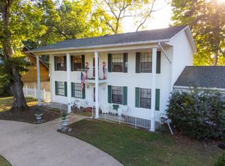 1543 Skyview Dr, Branson, MO 65616