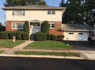 123 Raphael Rd, Totowa, NJ 07512