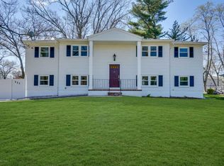 111 Oak Ridge Pkwy, Toms River, NJ 08755