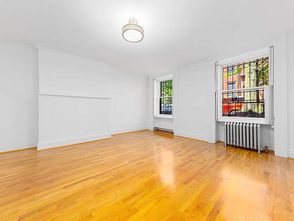 1st image of 275 Henry St #1A