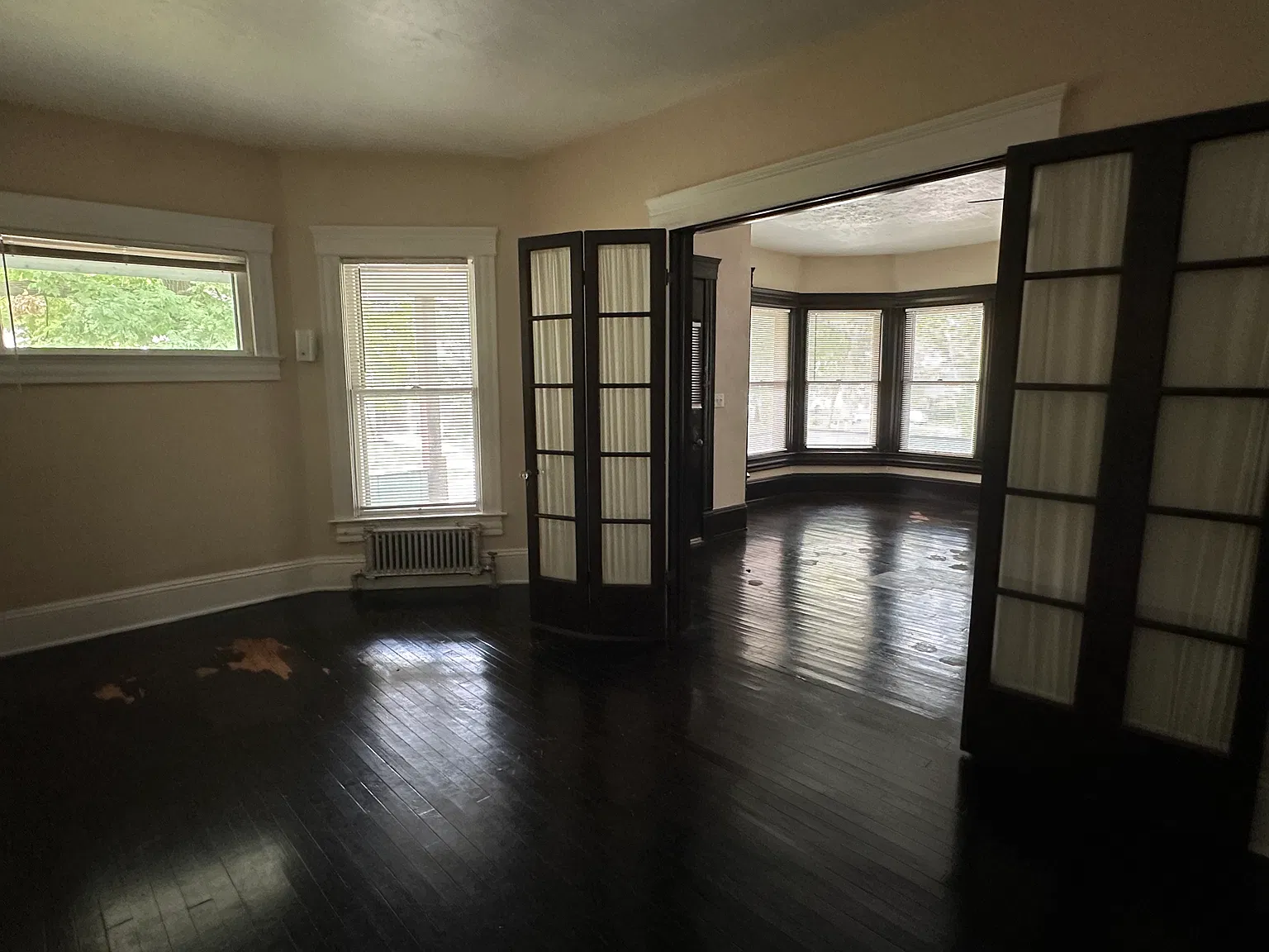 2253 Grandview Ave — Photo 3