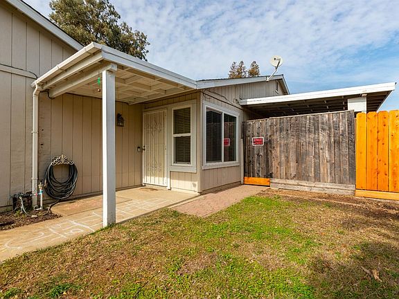 4th image of 8591 Danridge Dr