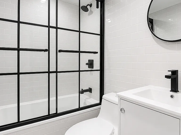 231 Cornelia St #3 — Photo 7