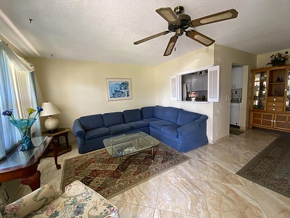 2nd image of 256 Bedford #K
