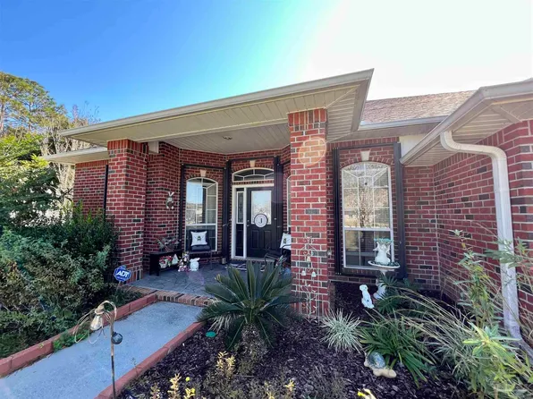1049 Black Walnut Trl, Pensacola, FL 32514