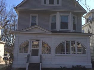 1004 Fayette Ave, Springfield, IL 62704