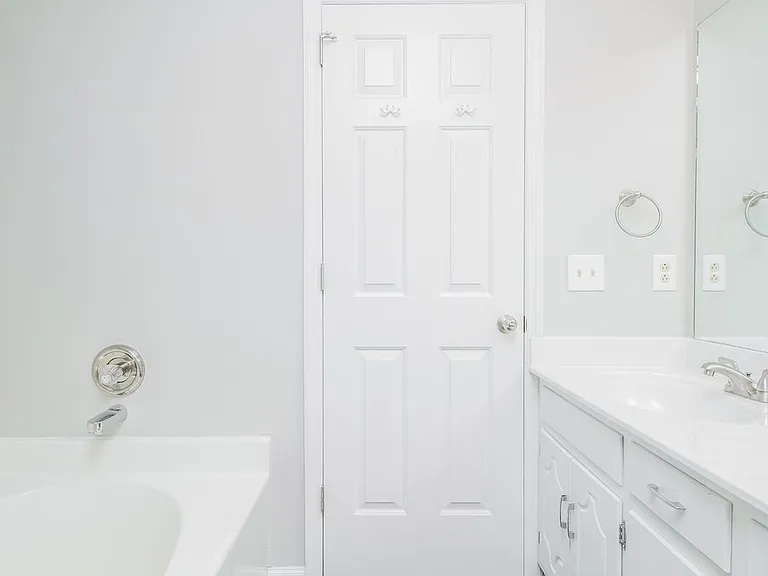 3540 Calais Cir — Photo 16