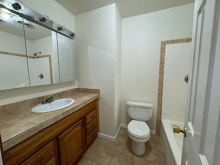 2614 Palomar Pl — Photo 4