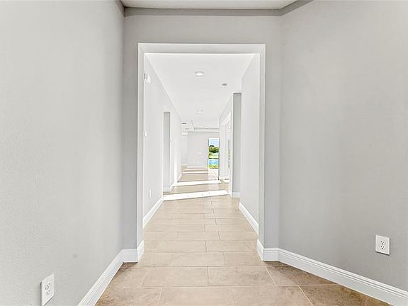 2nd image of 16622 Barnwood Pl