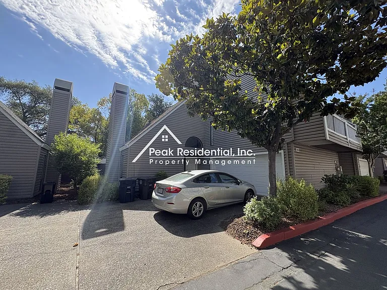 5455 Ventana Pl — Photo 3