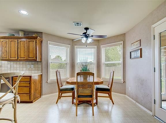 5th image of 2513 W Mobile Pl