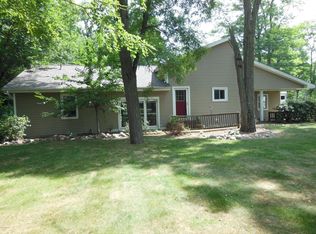 9755 S 34th St, Scotts, MI 49088