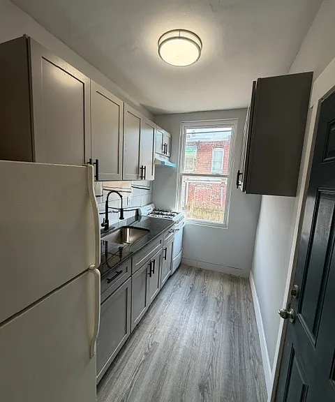 182 W Raymond St — Photo 6