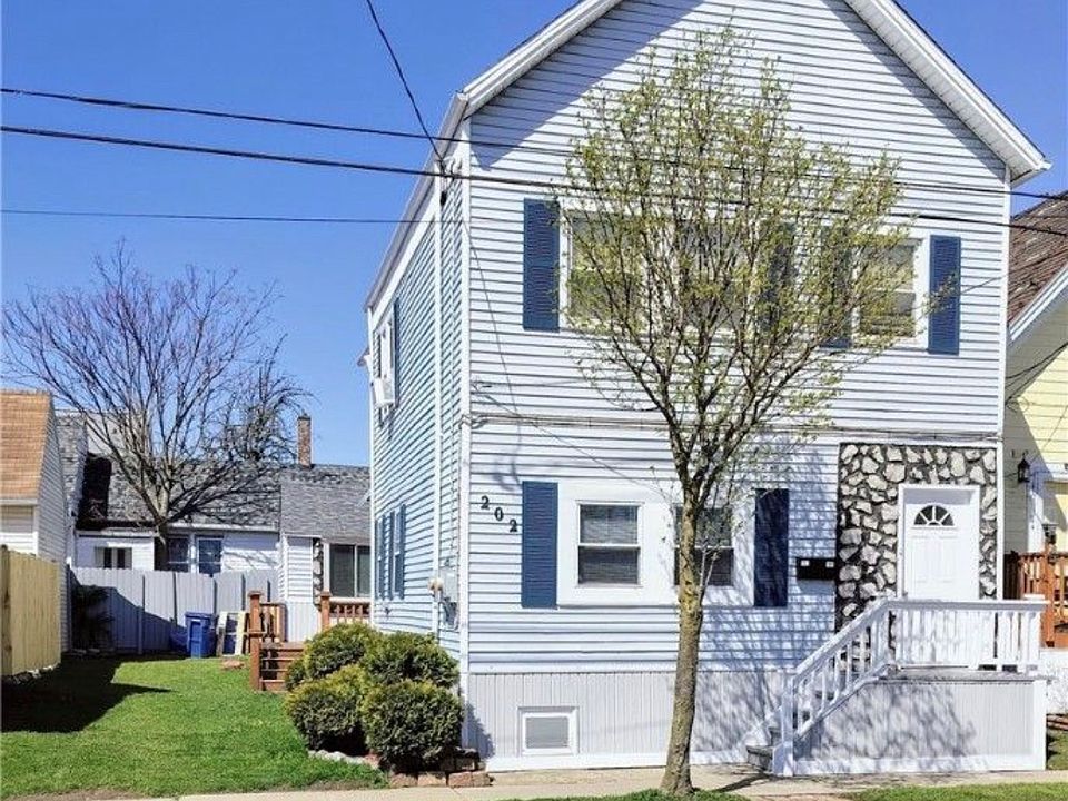 1st image of 202 Metcalfe St #202