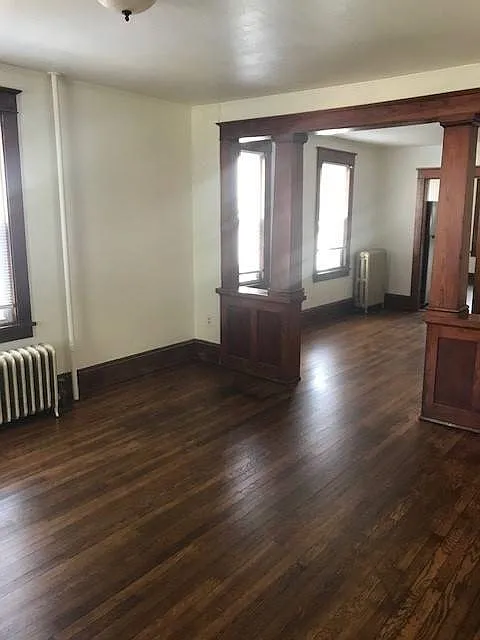 124 Jefferson Hts — Photo 2