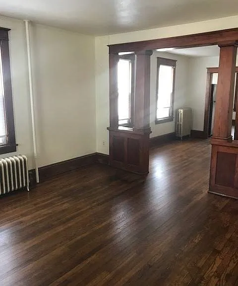124 Jefferson Hts — Photo 2