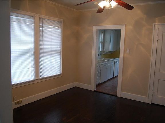 3rd image of 6247 Palo Pinto Ave