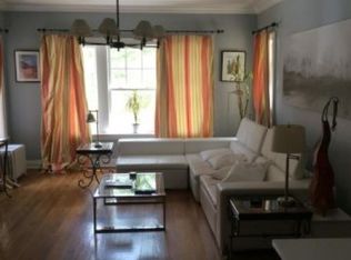 702 W Gordon Ter APT 2A, Chicago, IL 60613