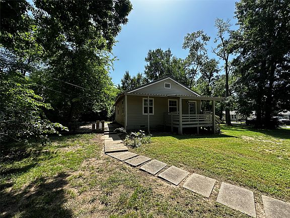 4th image of 747 S Bluff Ave