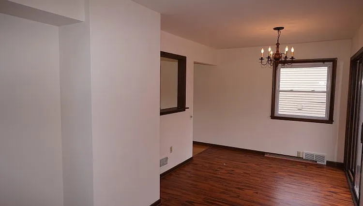 6420 Lakeview Blvd — Photo 3