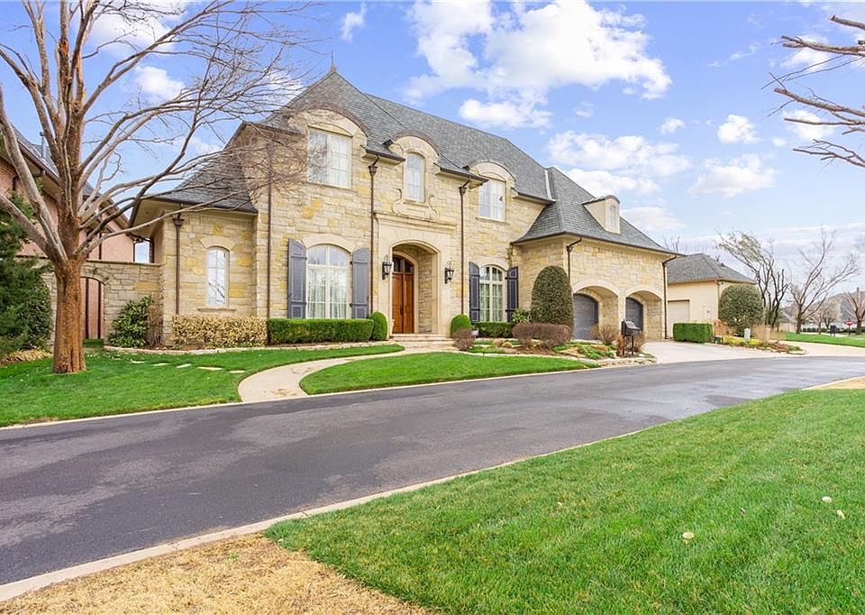 1st image of 15004 Gaillardia Dr
