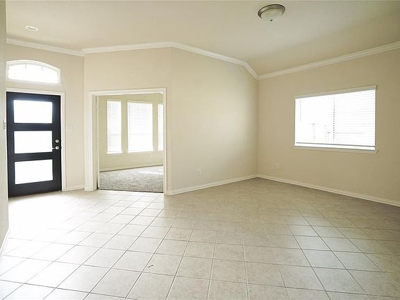 4th image of 30106 Twisting Springs Dr